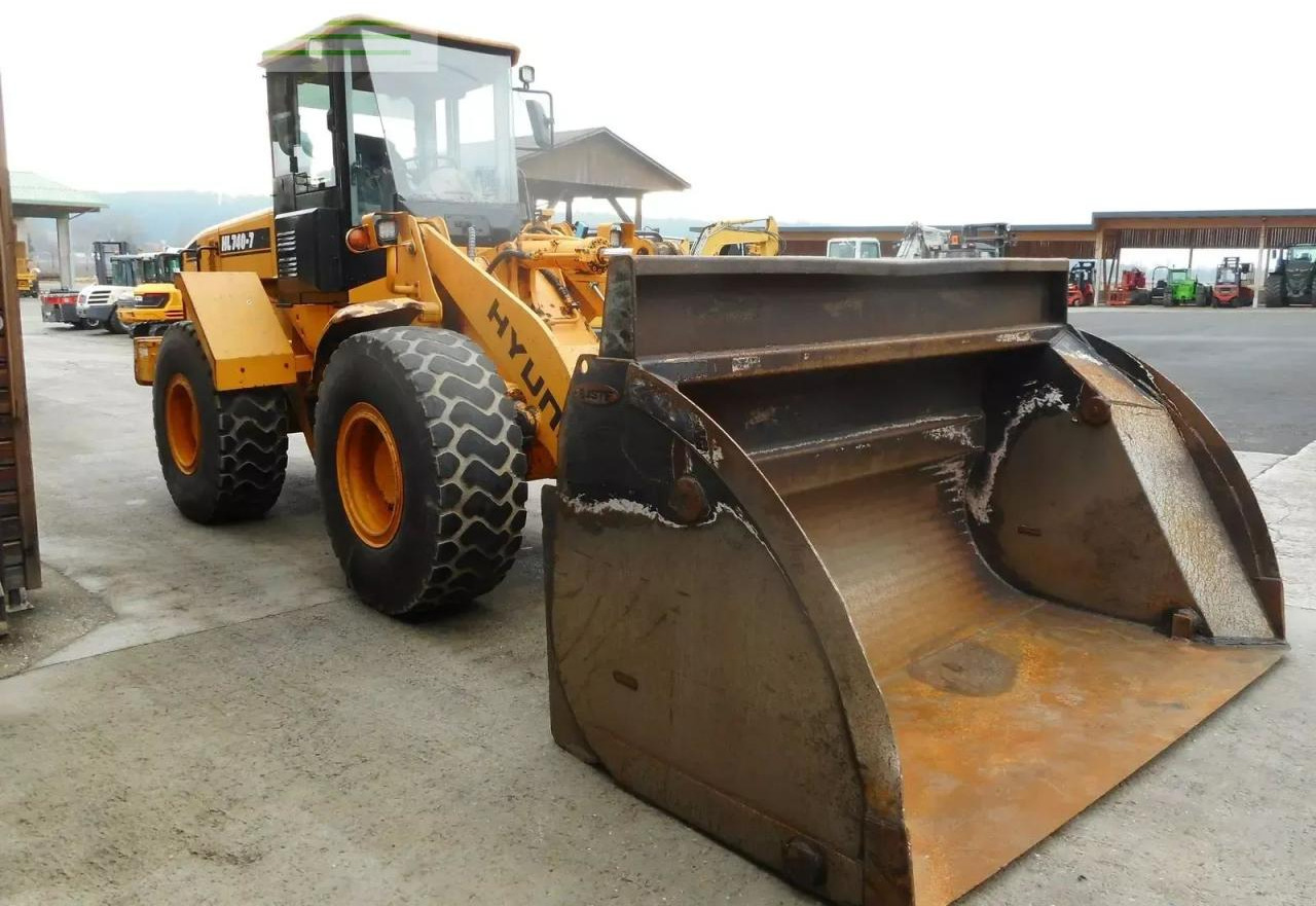 Hyundai hl740-7 mit hochkippschaufel u. volvo sw - Mini excavator: Foto 5 Hyundai hl740-7 mit hochkippschaufel u. volvo sw - Mini excavator: Foto 5