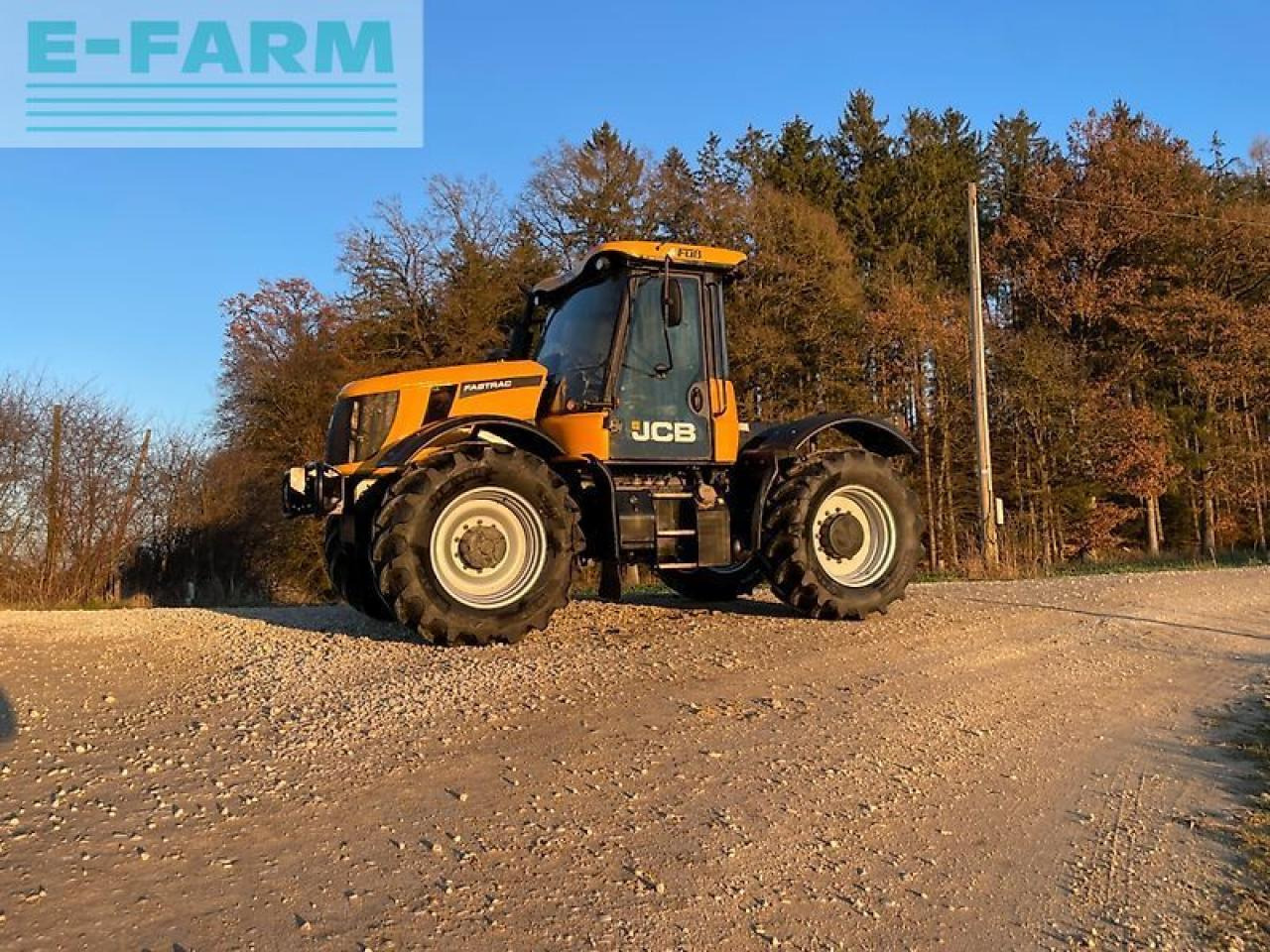 JCB fastrac 3200 - Tractor agricol: Foto 2 JCB fastrac 3200 - Tractor agricol: Foto 2