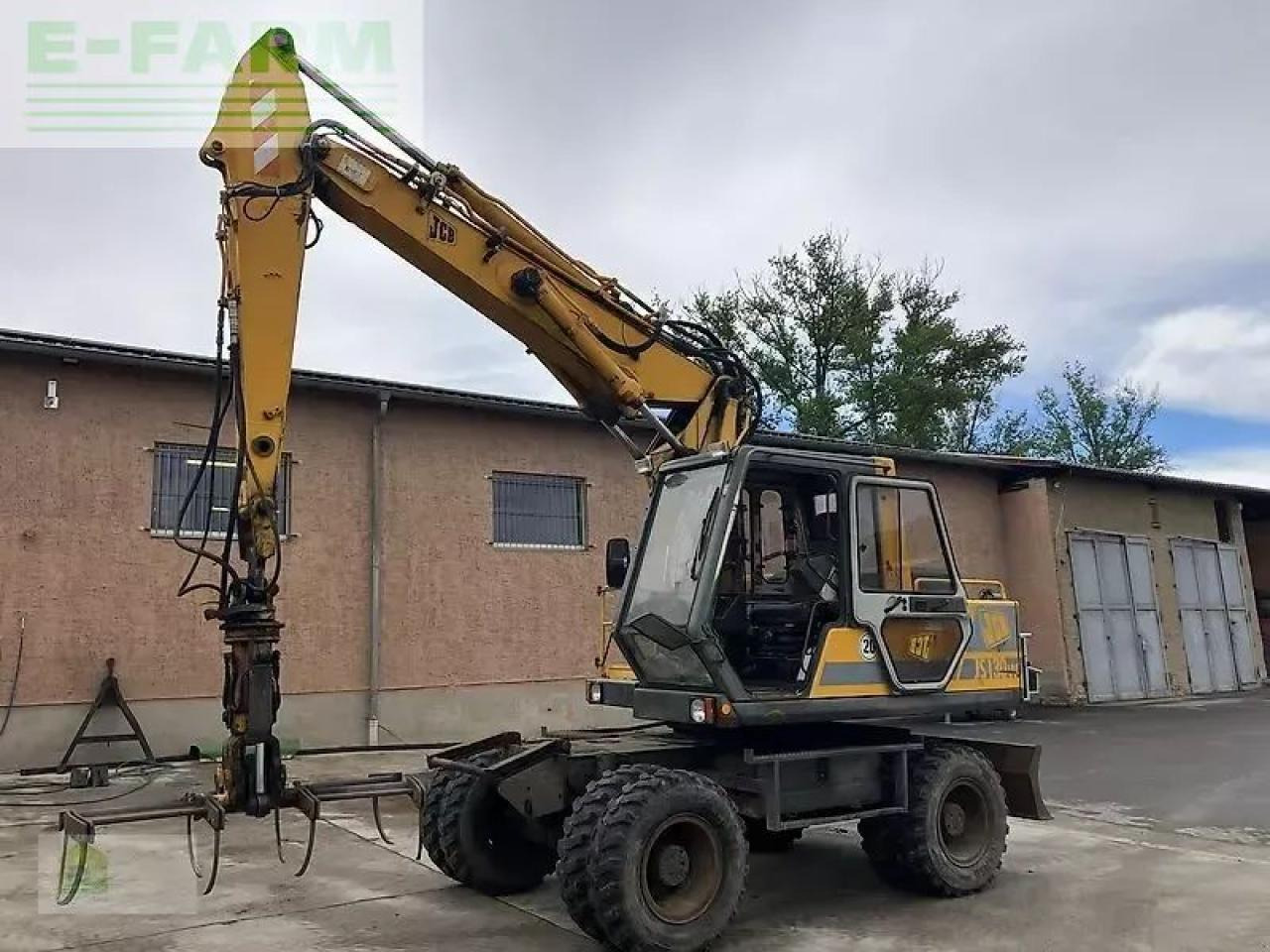 JCB js 130 w - Excavator pe roţi: Foto 1 JCB js 130 w - Excavator pe roţi: Foto 1