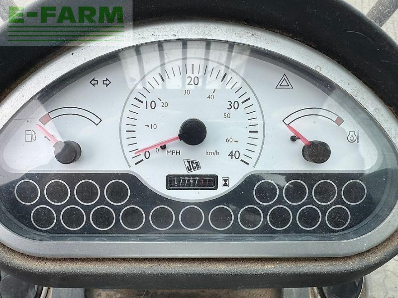 Încărcător frontal pe pneuri JCB tm 220 agri tele: Foto 15