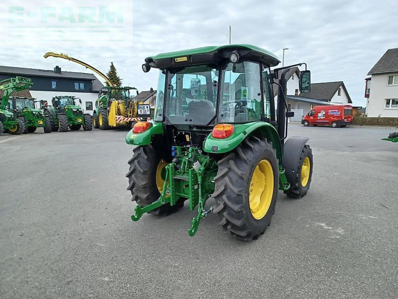 John Deere 5058e - Tractor agricol: Foto 4 John Deere 5058e - Tractor agricol: Foto 4
