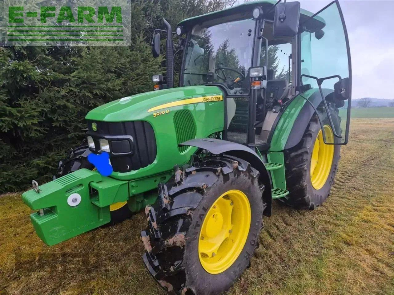 John Deere 5070 m - Tractor agricol: Foto 4 John Deere 5070 m - Tractor agricol: Foto 4