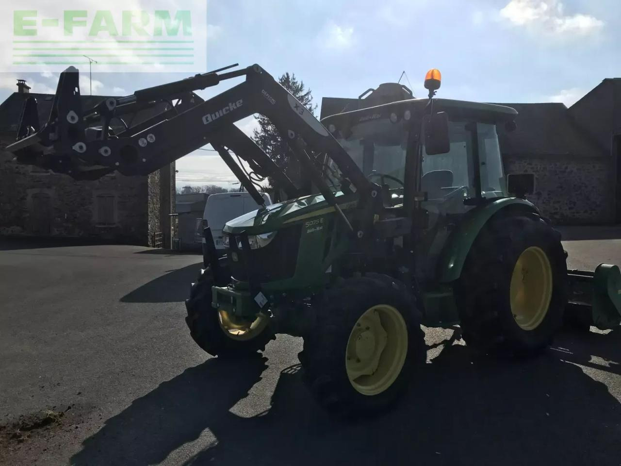 John Deere 5075 e 24/12 - Tractor agricol: Foto 2 John Deere 5075 e 24/12 - Tractor agricol: Foto 2