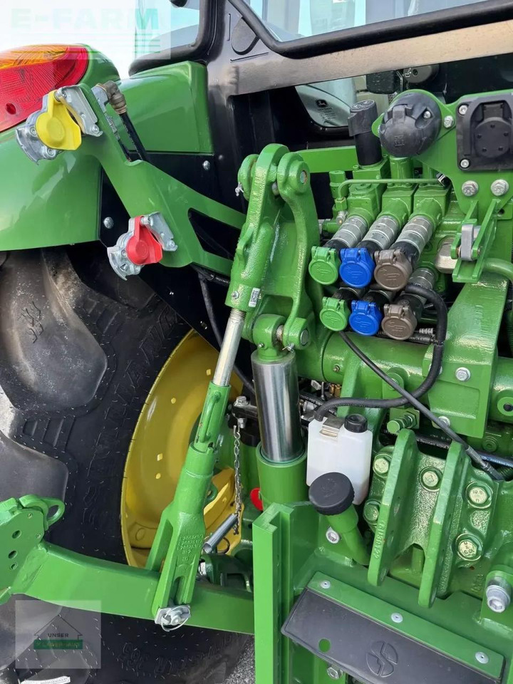 John Deere 5095 m - Tractor agricol: Foto 5 John Deere 5095 m - Tractor agricol: Foto 5