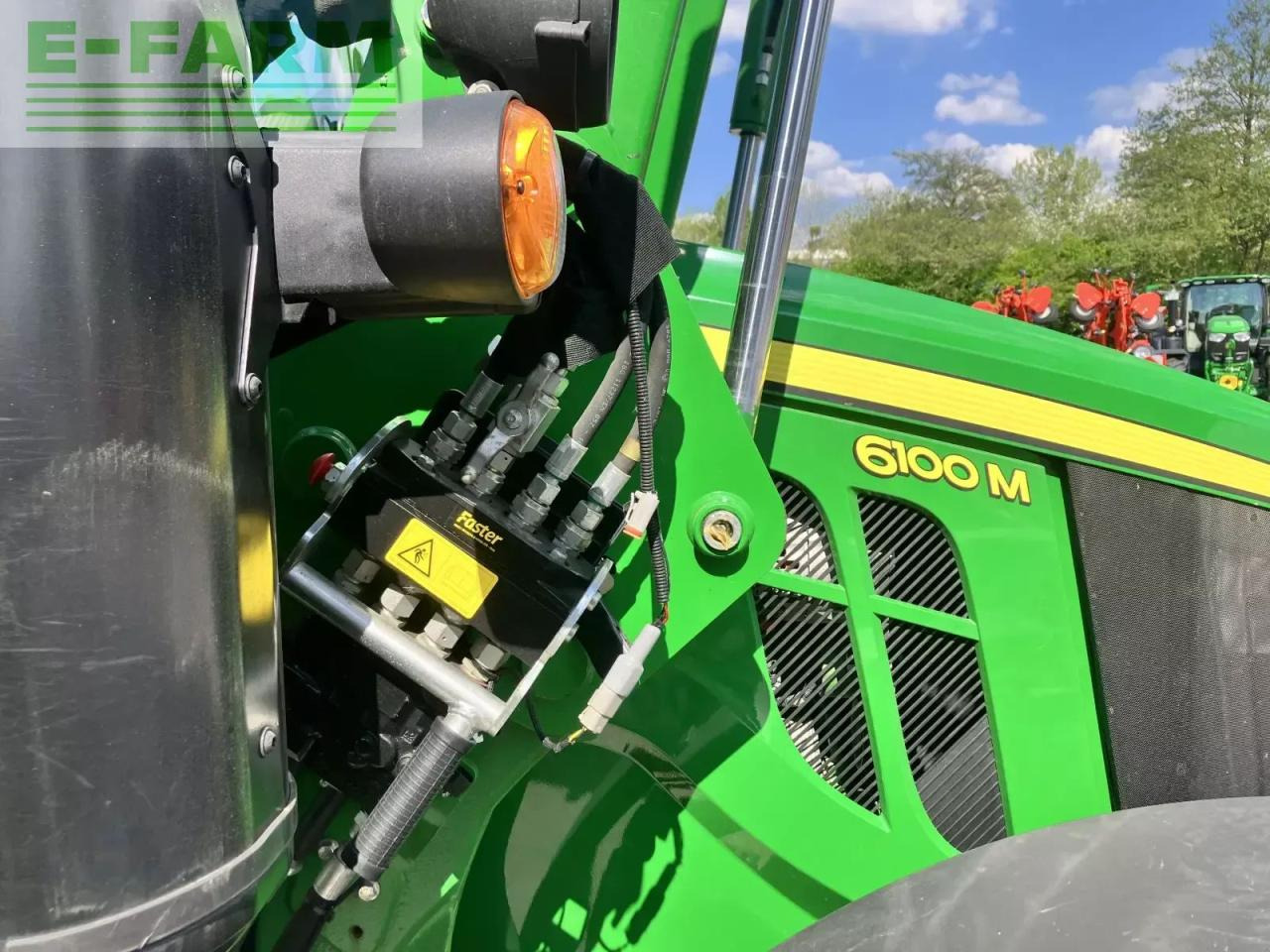 John Deere 6100 m - Tractor agricol: Foto 3 John Deere 6100 m - Tractor agricol: Foto 3