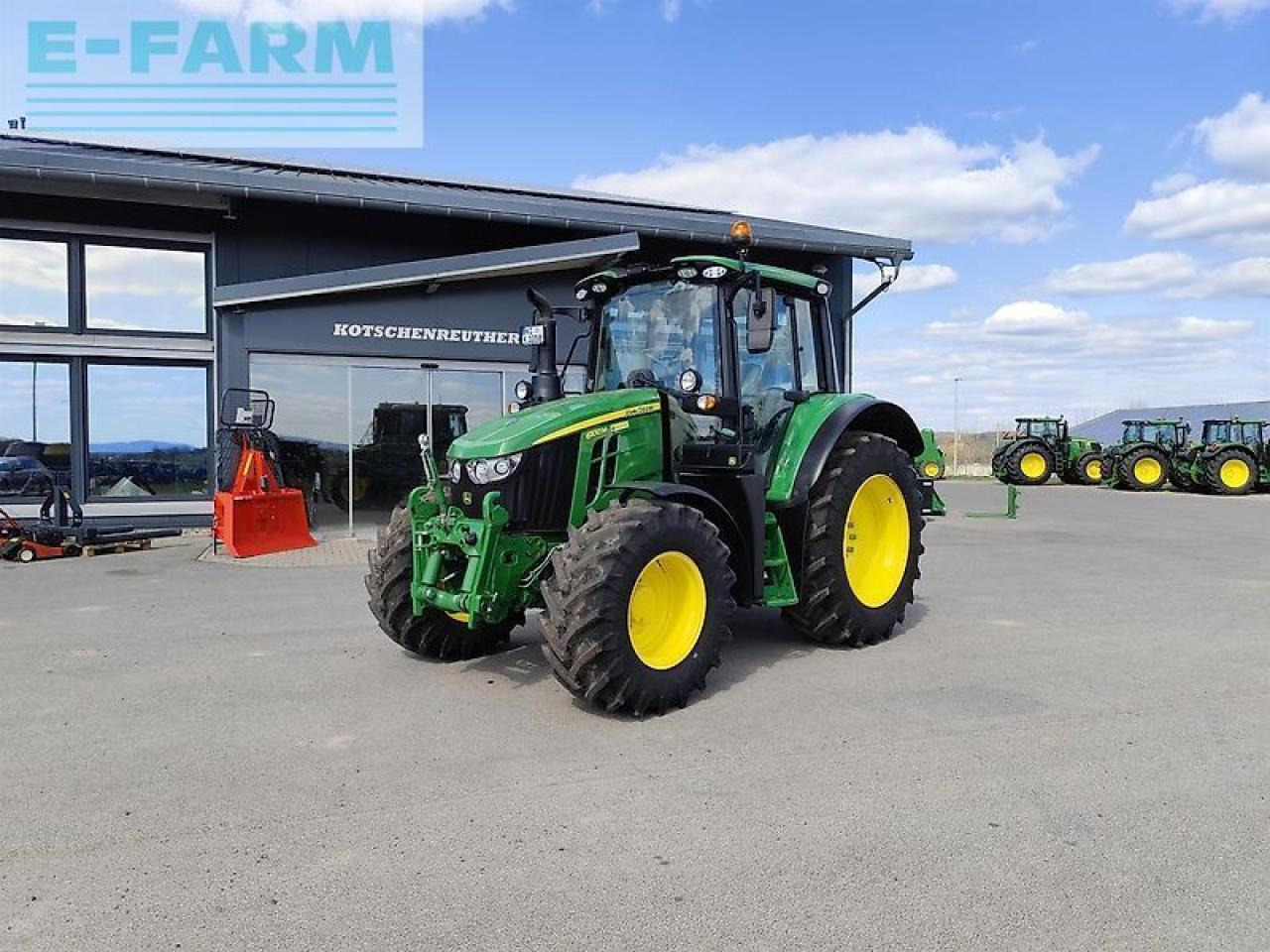 John Deere 6100m - Tractor agricol: Foto 1 John Deere 6100m - Tractor agricol: Foto 1
