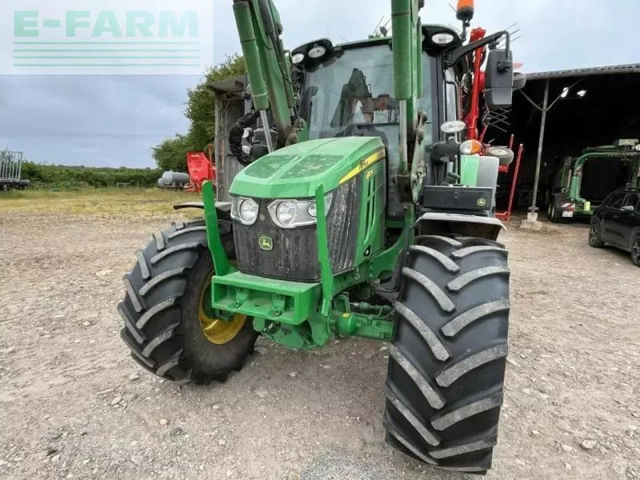 John Deere 6110m - Tractor agricol: Foto 4 John Deere 6110m - Tractor agricol: Foto 4