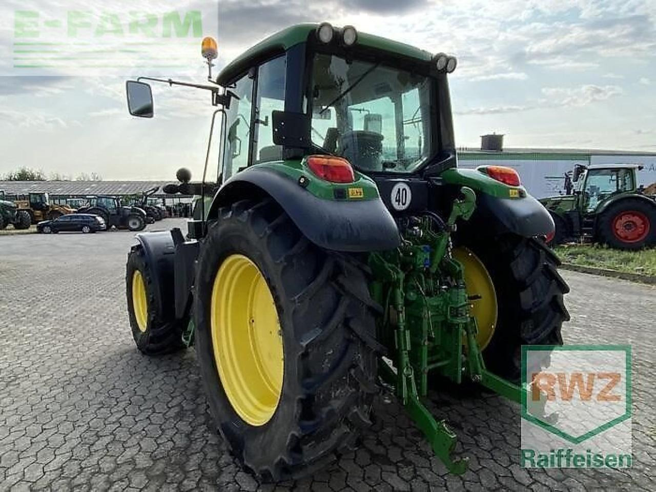 John Deere 6115 m - Tractor agricol: Foto 4 John Deere 6115 m - Tractor agricol: Foto 4
