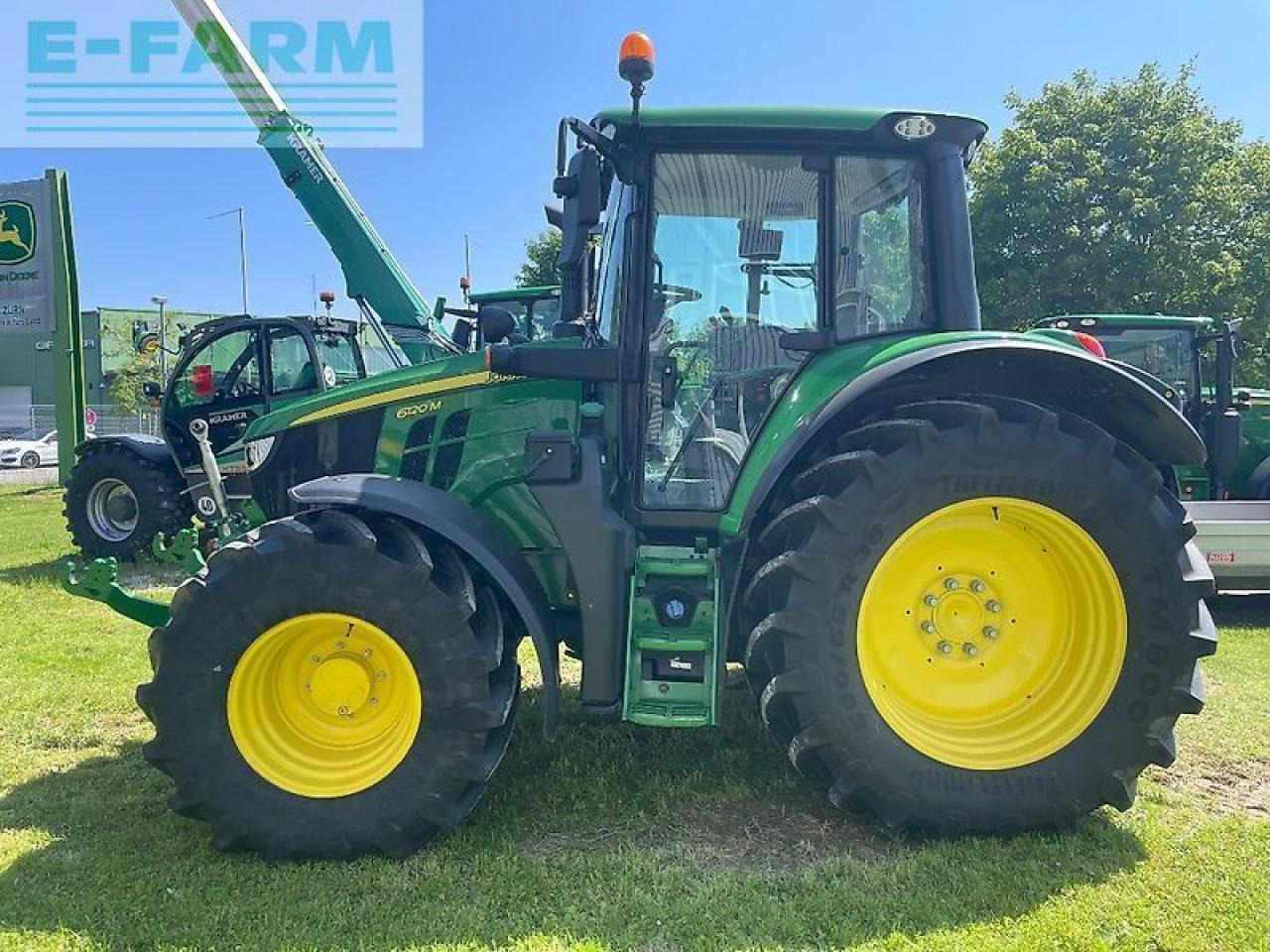 John Deere 6120m - Tractor agricol: Foto 4 John Deere 6120m - Tractor agricol: Foto 4