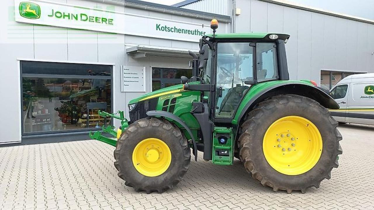 John Deere 6120m - Tractor agricol: Foto 2 John Deere 6120m - Tractor agricol: Foto 2