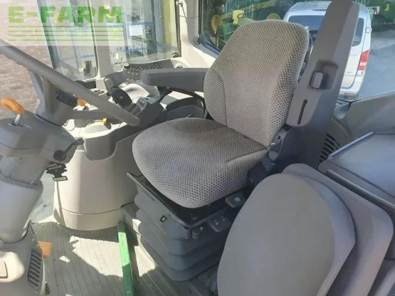 John Deere 6120m - Tractor agricol: Foto 5 John Deere 6120m - Tractor agricol: Foto 5