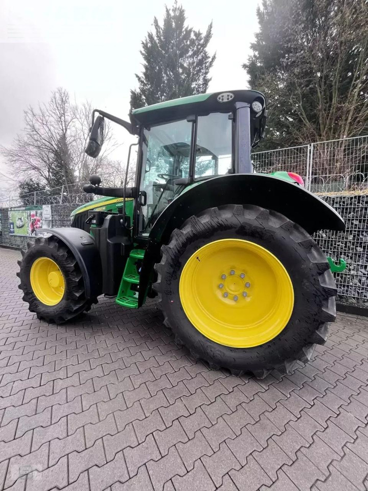 John Deere 6120m - Tractor agricol: Foto 3 John Deere 6120m - Tractor agricol: Foto 3