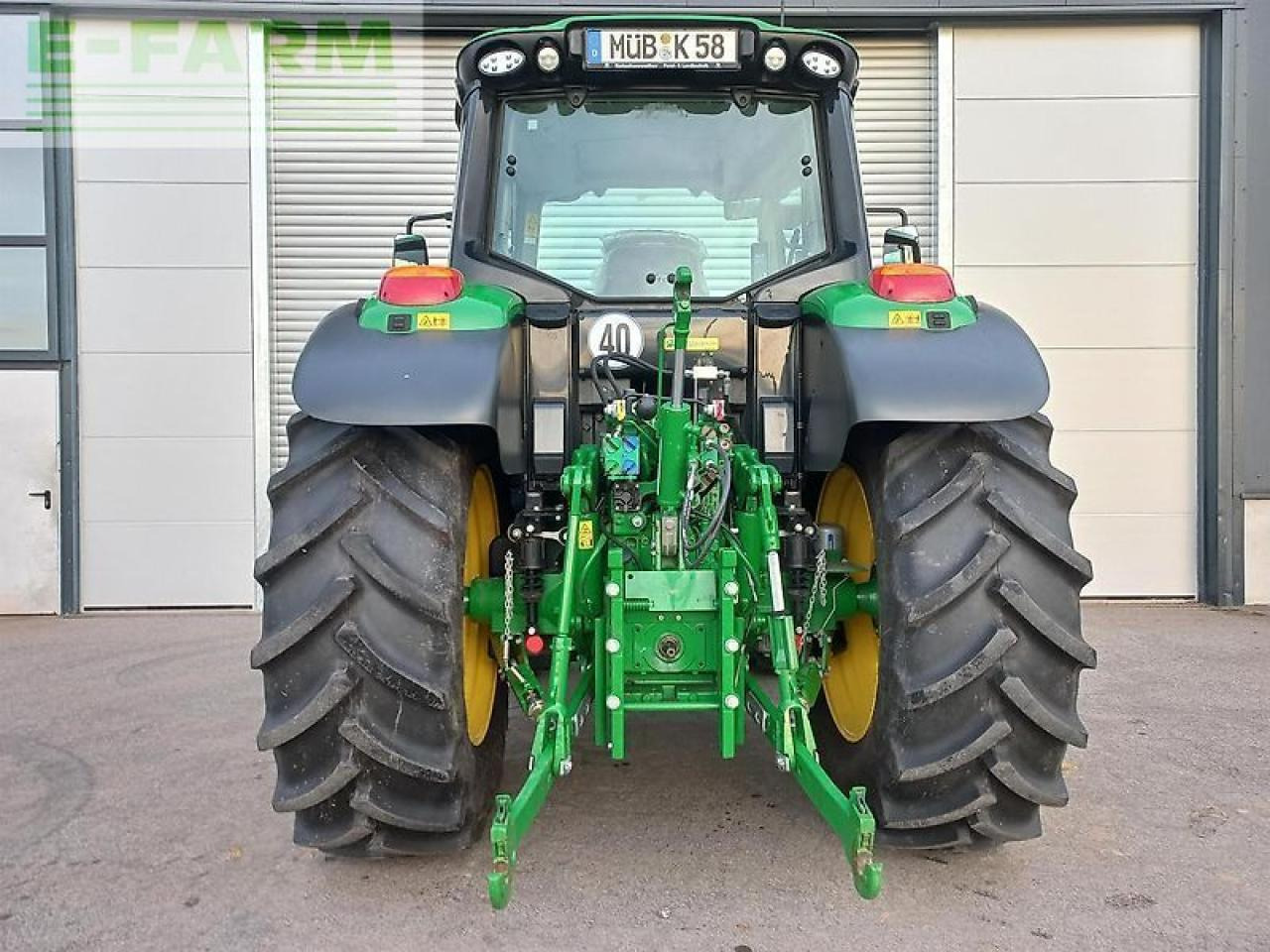 John Deere 6120m - Tractor agricol: Foto 4 John Deere 6120m - Tractor agricol: Foto 4