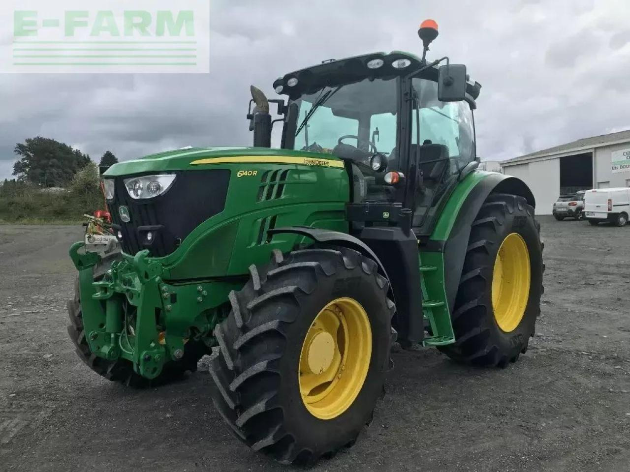 John Deere 6140 r - Tractor agricol: Foto 1 John Deere 6140 r - Tractor agricol: Foto 1