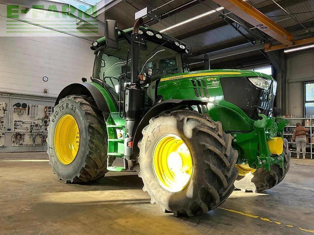 John Deere 6175 r - Tractor agricol: Foto 2 John Deere 6175 r - Tractor agricol: Foto 2