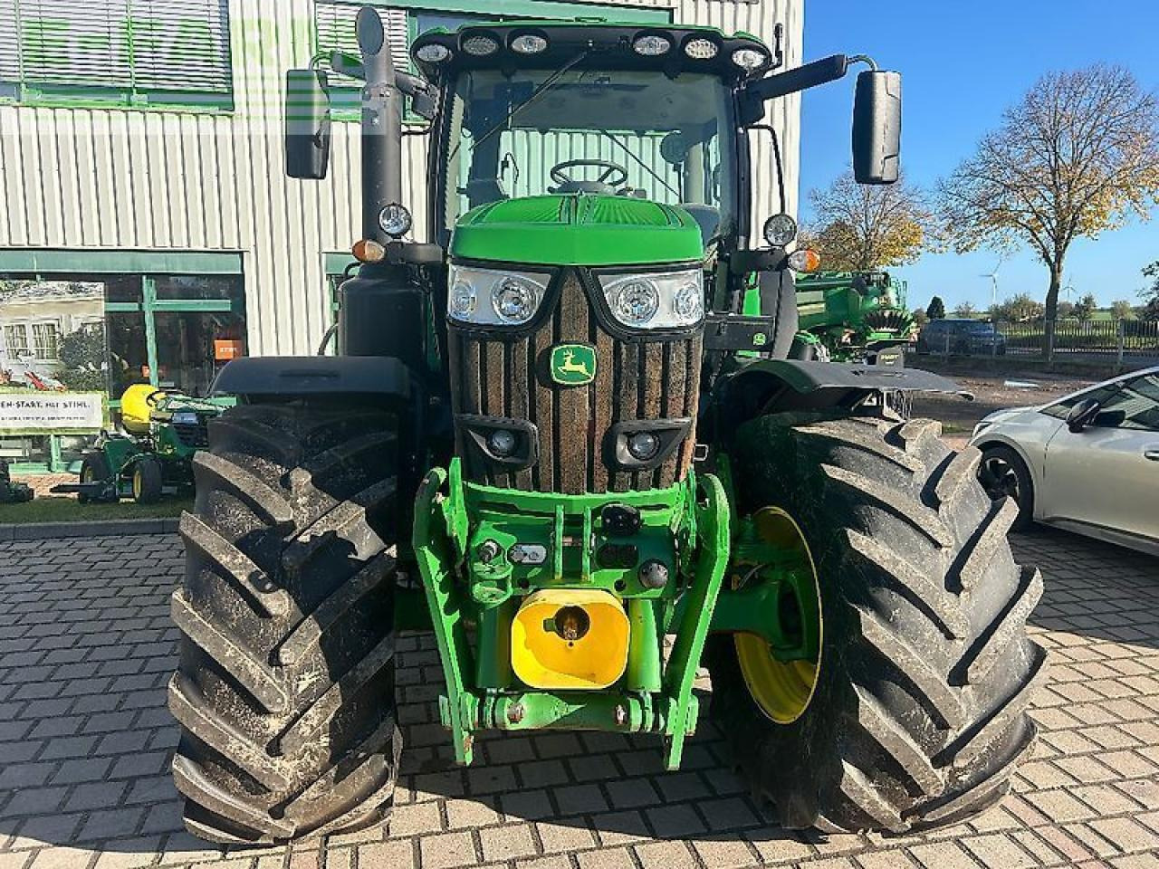 John Deere 6175r - motor neu - Tractor agricol: Foto 2 John Deere 6175r - motor neu - Tractor agricol: Foto 2