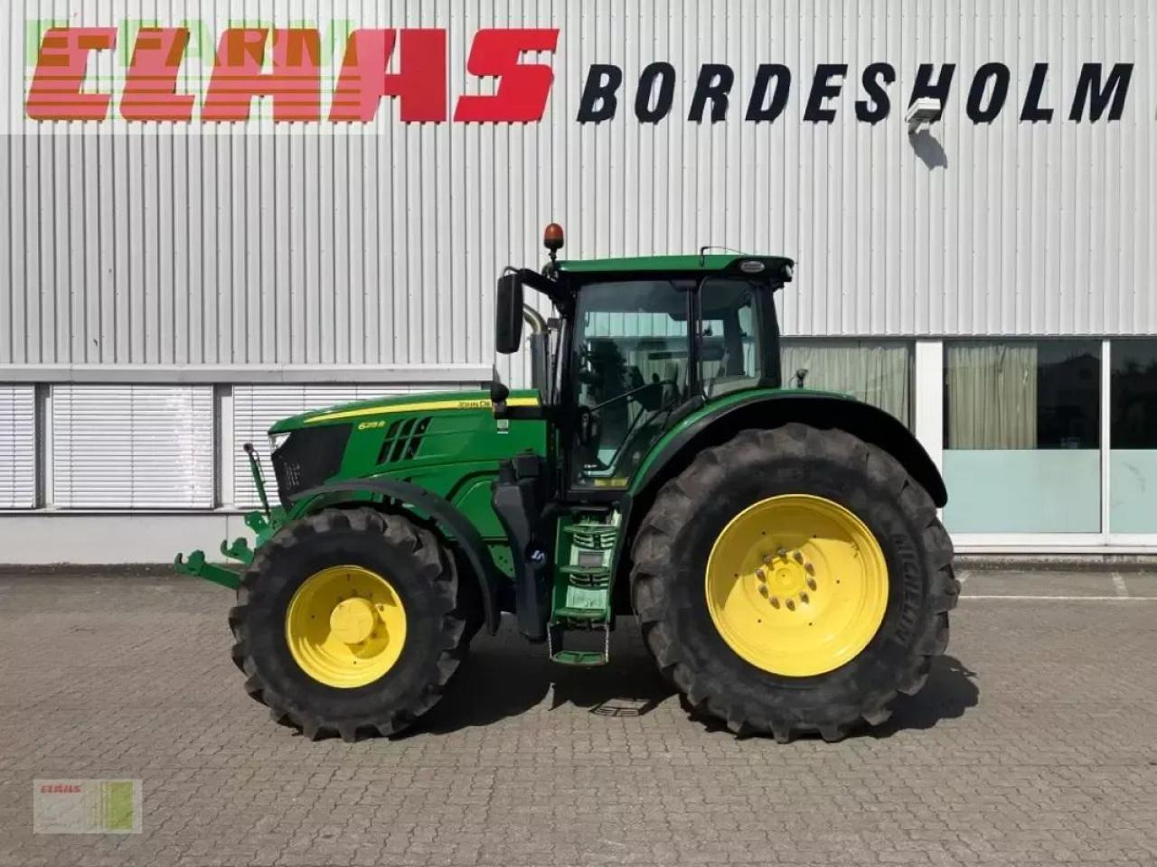 John Deere 6215 r - Tractor agricol: Foto 1 John Deere 6215 r - Tractor agricol: Foto 1