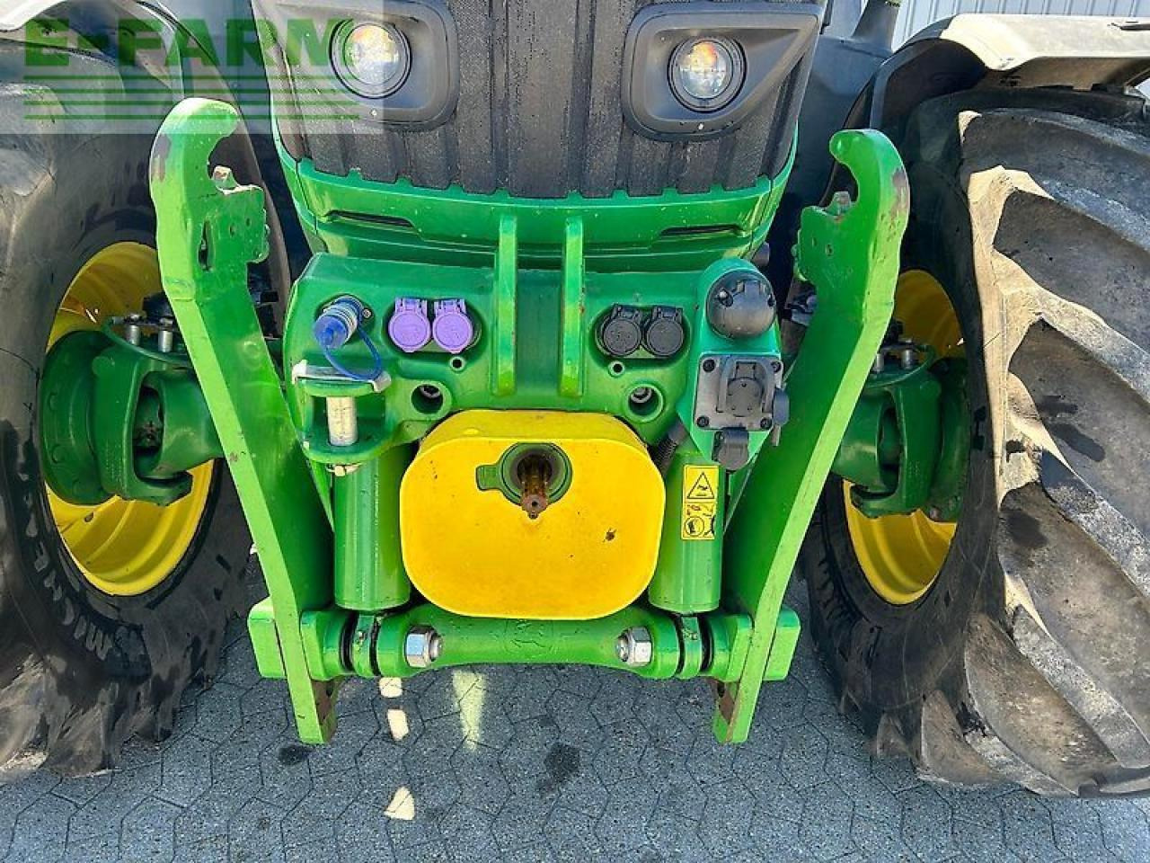 John Deere 6215r - Tractor agricol: Foto 5 John Deere 6215r - Tractor agricol: Foto 5