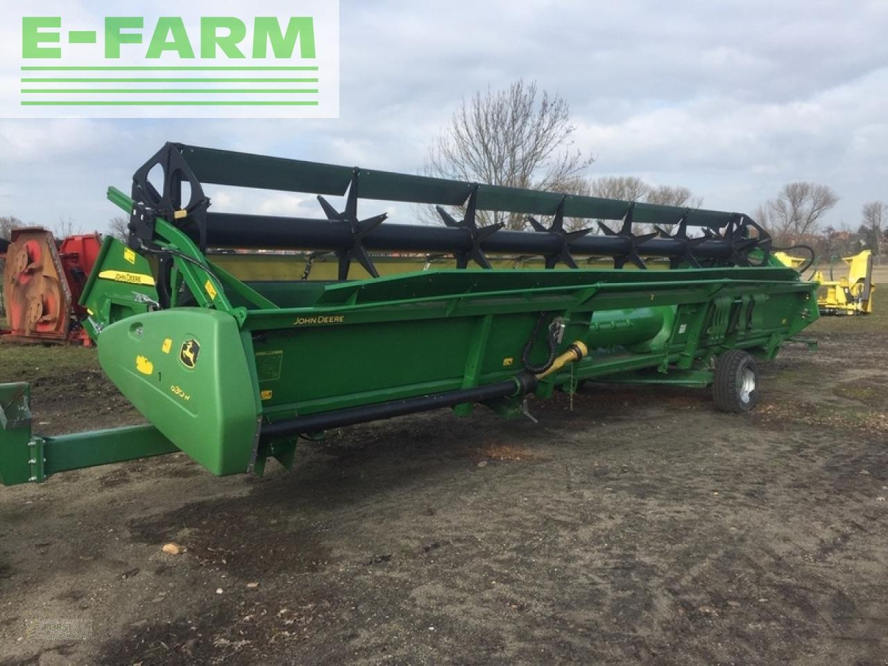 John Deere 630r mit sonnenblumenvorsatz - Tractor agricol: Foto 2 John Deere 630r mit sonnenblumenvorsatz - Tractor agricol: Foto 2