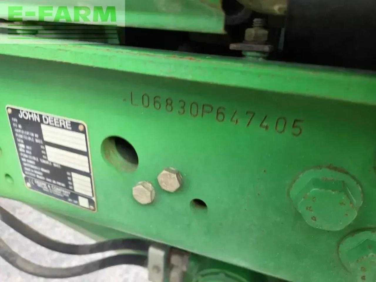 John Deere 6830 premium - Tractor agricol: Foto 2 John Deere 6830 premium - Tractor agricol: Foto 2