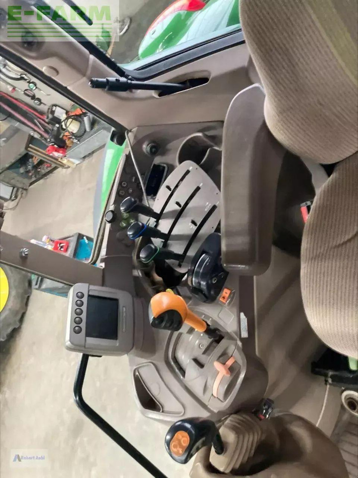 John Deere 6930 premium - Tractor agricol: Foto 3 John Deere 6930 premium - Tractor agricol: Foto 3