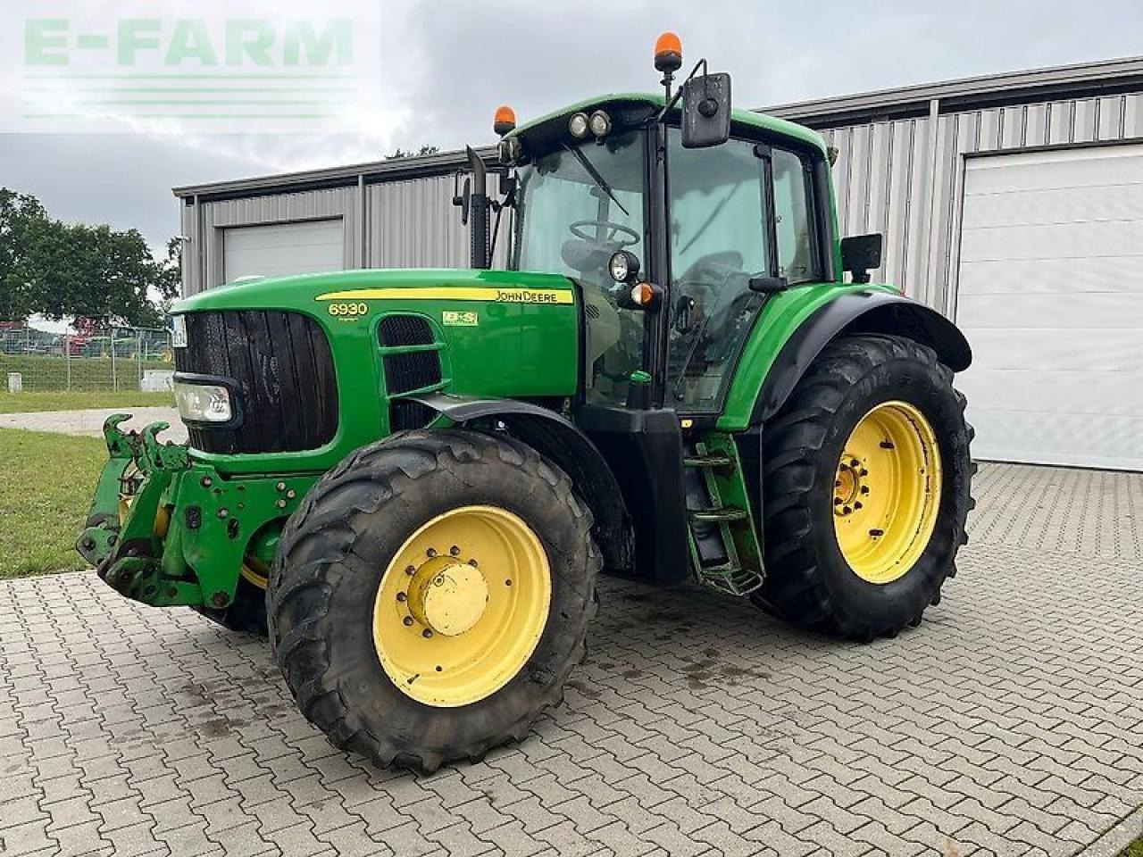 John Deere 6930 premium - Tractor agricol: Foto 1 John Deere 6930 premium - Tractor agricol: Foto 1