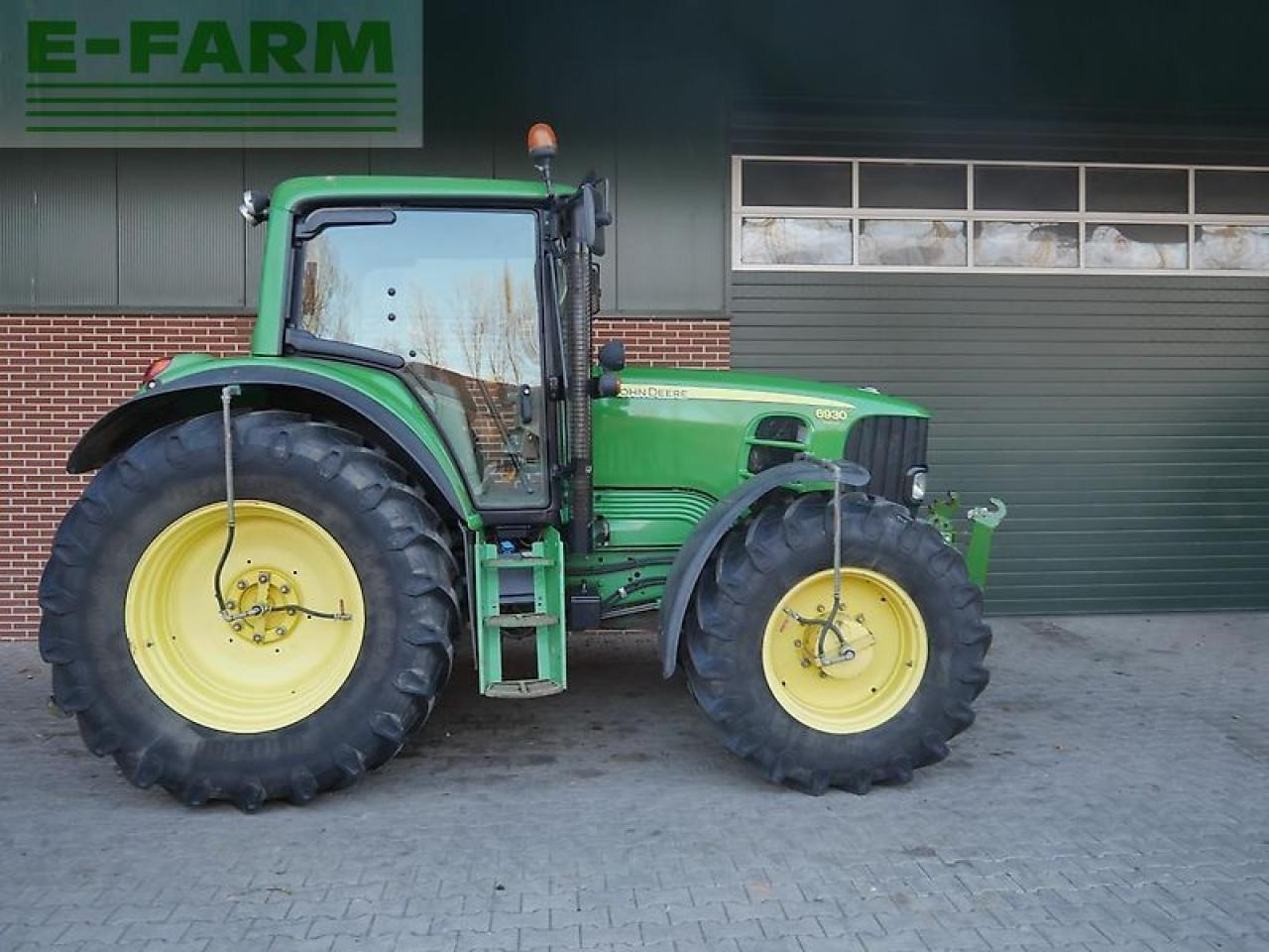 John Deere 6930 premium autopowr - Tractor agricol: Foto 4 John Deere 6930 premium autopowr - Tractor agricol: Foto 4
