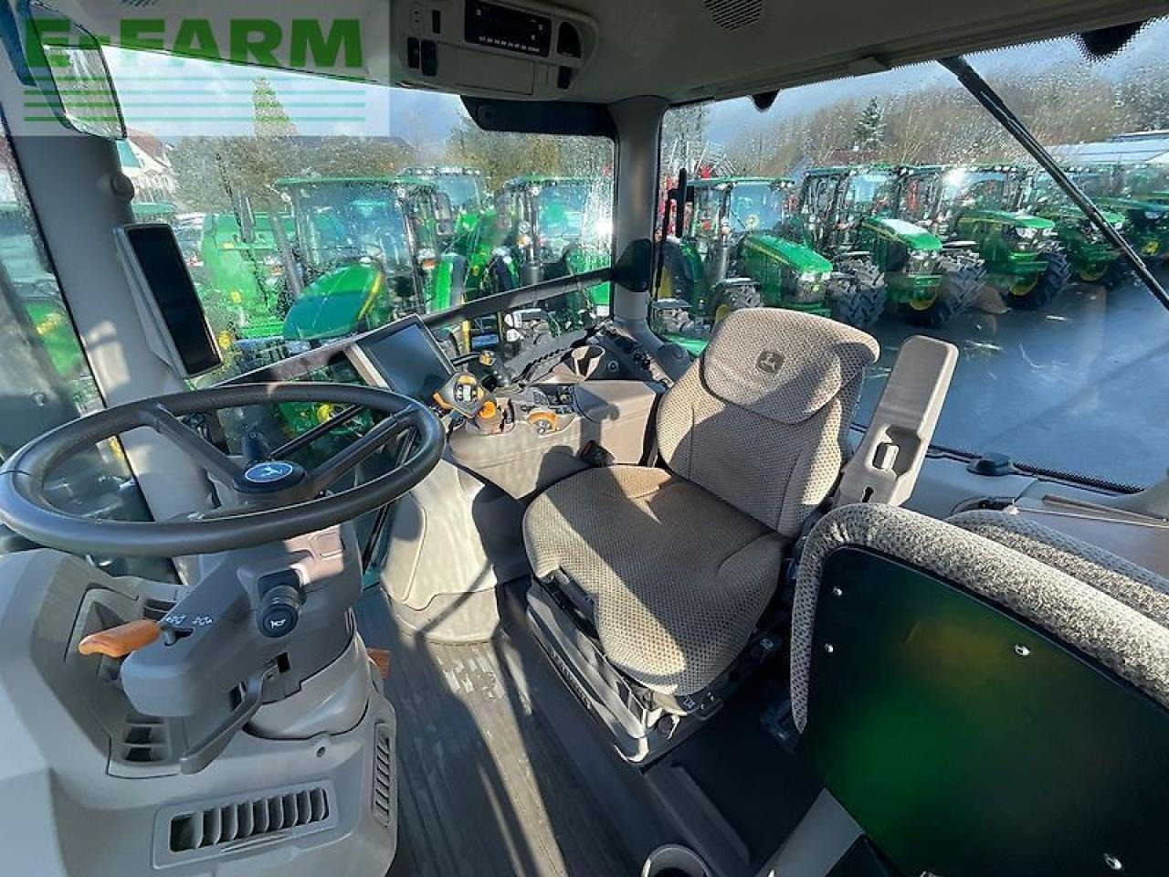 John Deere 6r 150 - Tractor agricol: Foto 4 John Deere 6r 150 - Tractor agricol: Foto 4