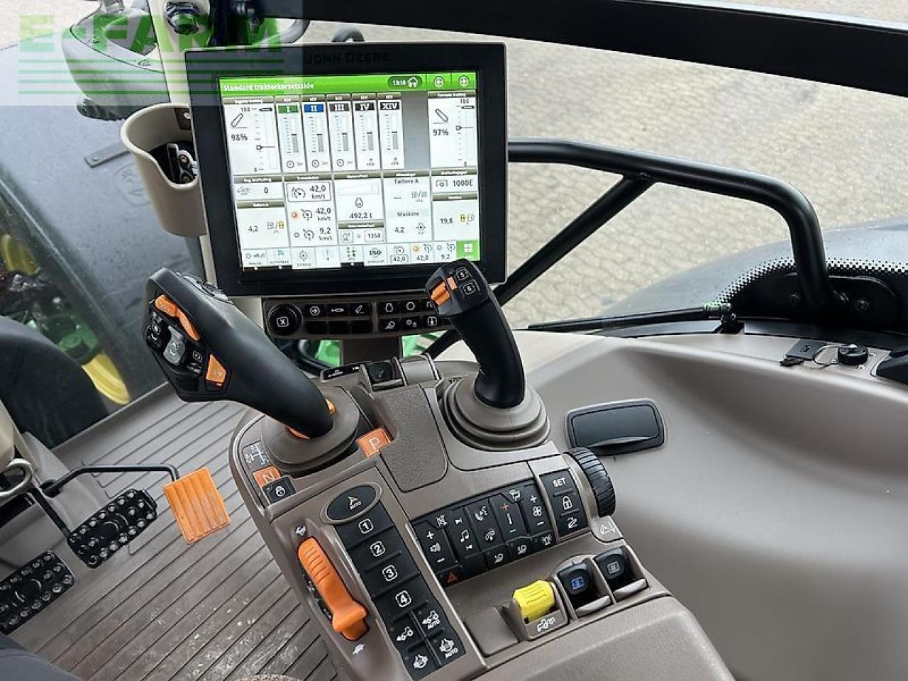 John Deere 6r 175 - Tractor agricol: Foto 3 John Deere 6r 175 - Tractor agricol: Foto 3