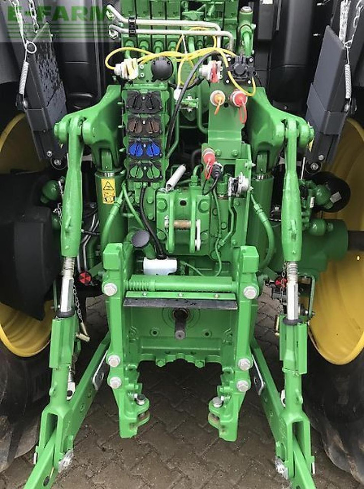 John Deere 6r 195 - Tractor agricol: Foto 5 John Deere 6r 195 - Tractor agricol: Foto 5