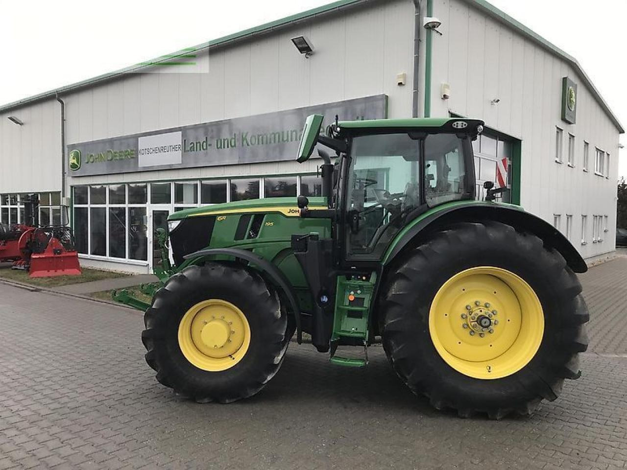 John Deere 6r 195 - Tractor agricol: Foto 3 John Deere 6r 195 - Tractor agricol: Foto 3