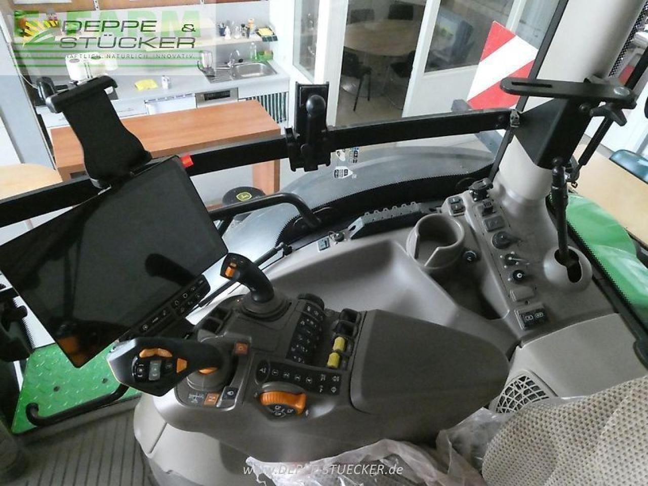 Tractor agricol John Deere 6r 250: Foto 13 Tractor agricol John Deere 6r 250: Foto 13