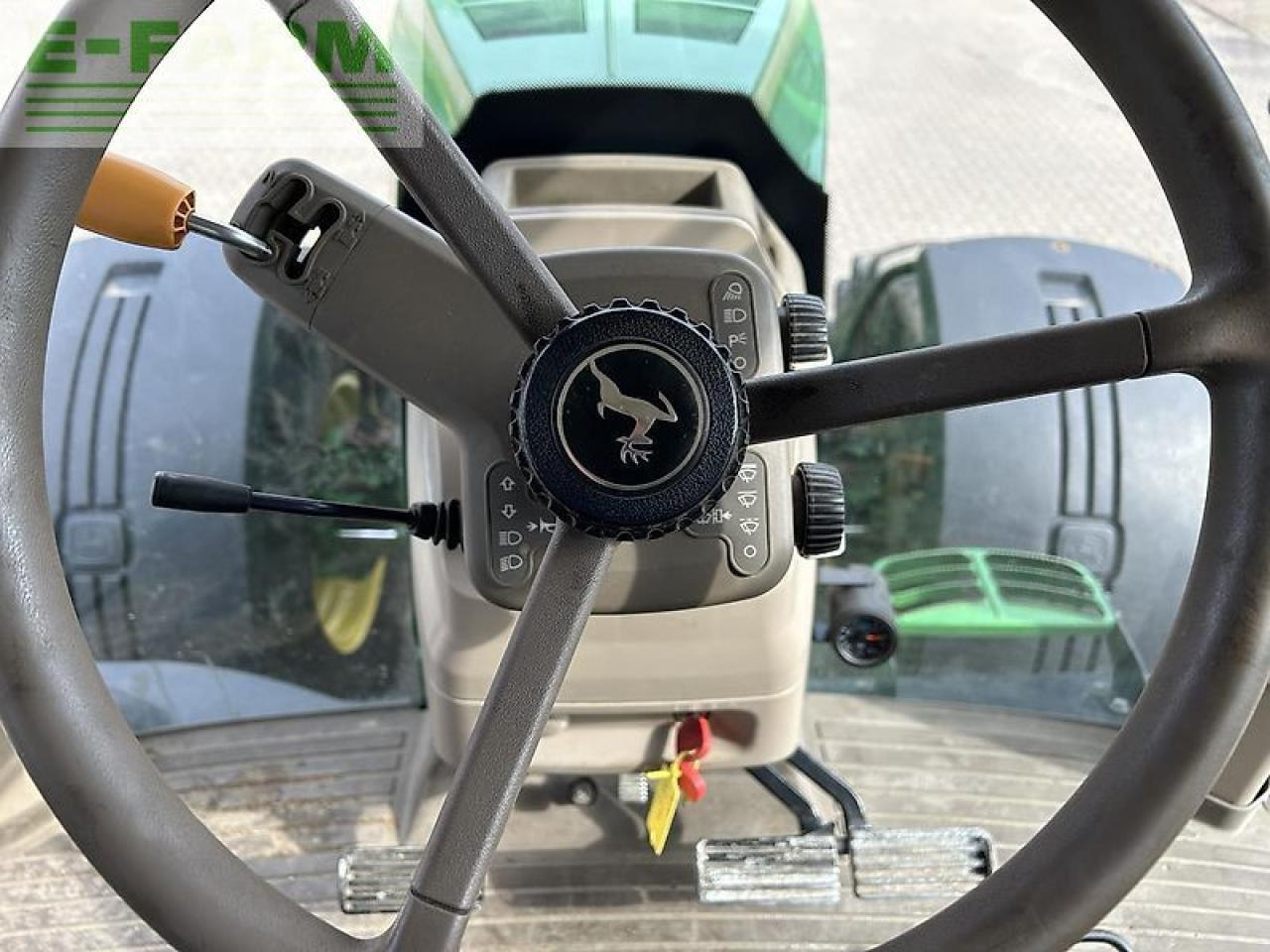 John Deere 7230r - Tractor agricol: Foto 4 John Deere 7230r - Tractor agricol: Foto 4