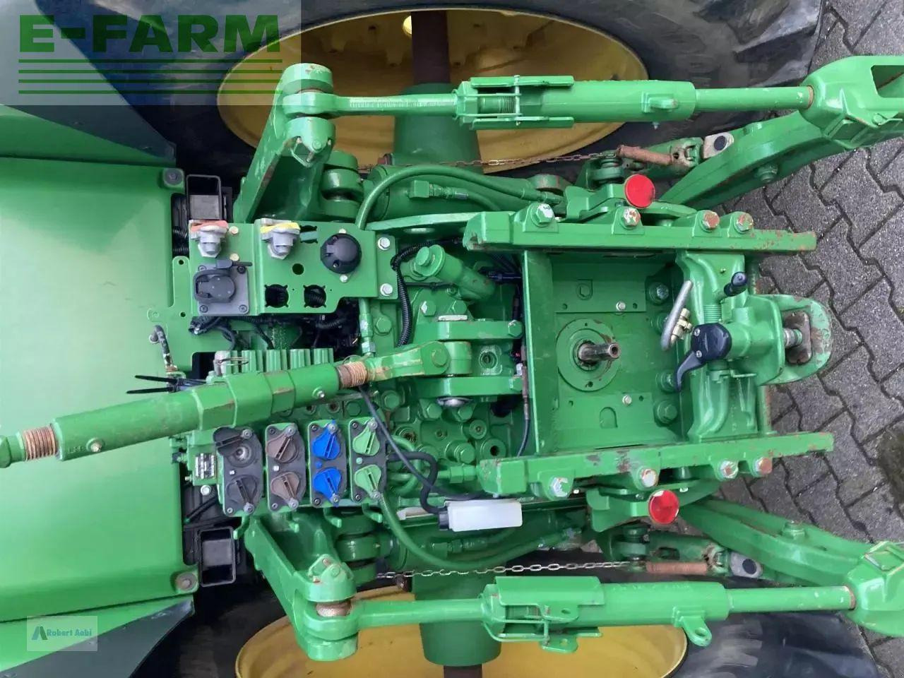 John Deere 7230r - Tractor agricol: Foto 4 John Deere 7230r - Tractor agricol: Foto 4