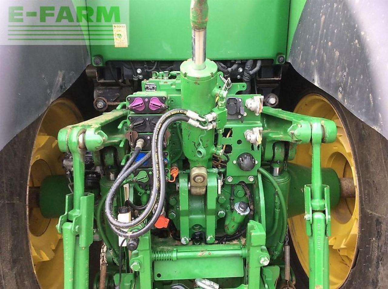 John Deere 7310 r - Tractor agricol: Foto 5 John Deere 7310 r - Tractor agricol: Foto 5