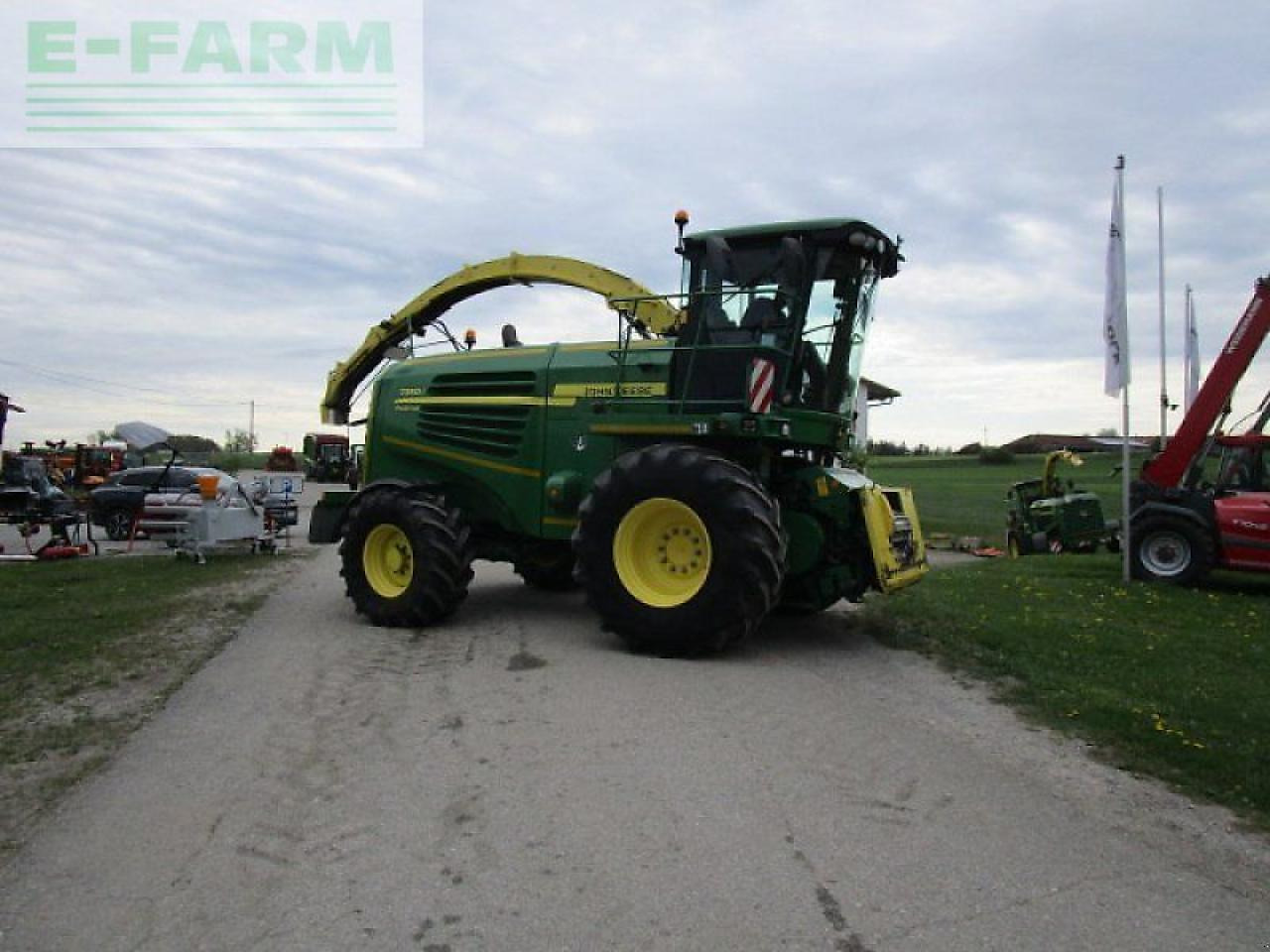 John Deere 7350i - Combină de Recoltat Furaj: Foto 2 John Deere 7350i - Combină de Recoltat Furaj: Foto 2