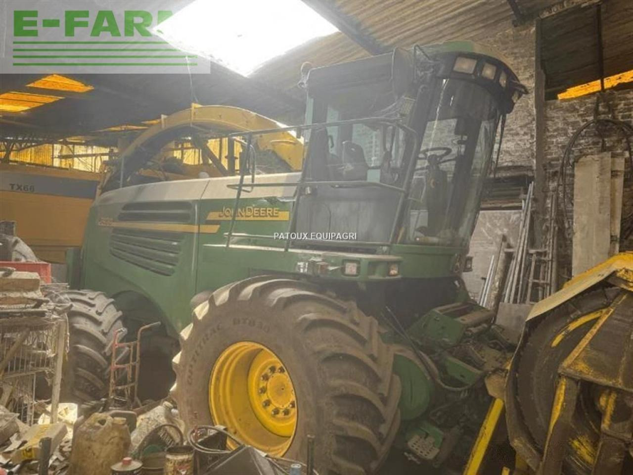 John Deere 7400 4rm - Combină de Recoltat Furaj: Foto 1 John Deere 7400 4rm - Combină de Recoltat Furaj: Foto 1