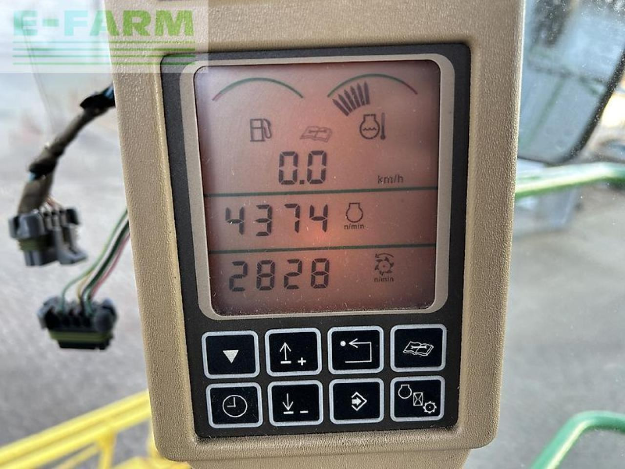 John Deere 7700 - Tractor agricol: Foto 4 John Deere 7700 - Tractor agricol: Foto 4