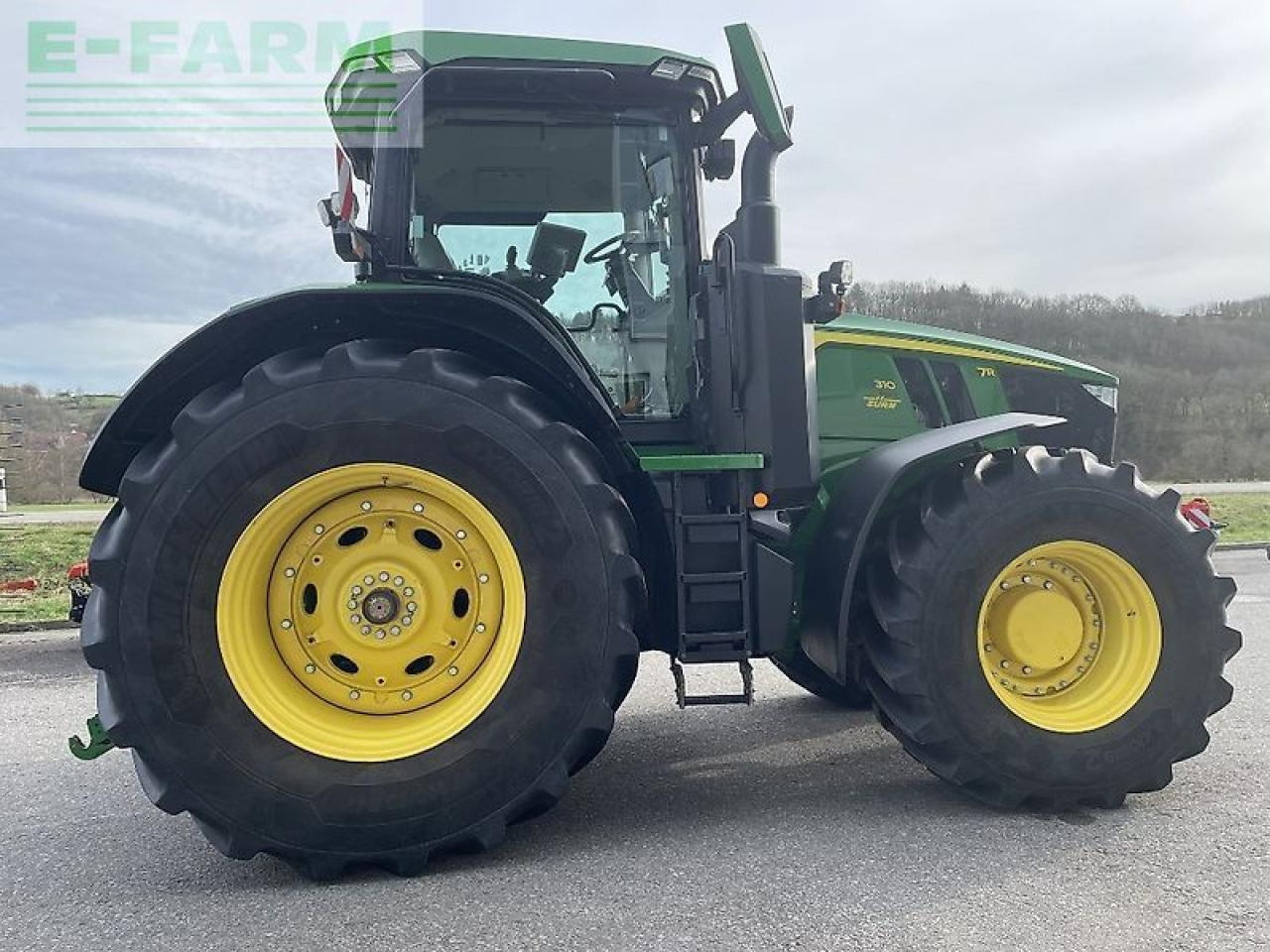 John Deere 7r310 / 7r 310 - Tractor agricol: Foto 5 John Deere 7r310 / 7r 310 - Tractor agricol: Foto 5