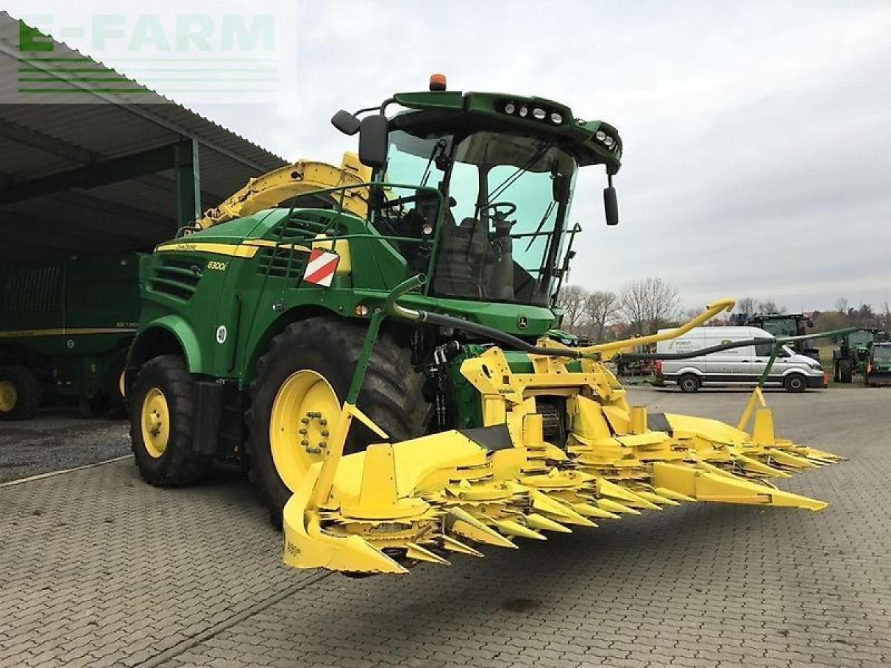 John Deere 8300i mit kemper 360+ & 639 pickup - Combină de Recoltat Furaj: Foto 2 John Deere 8300i mit kemper 360+ & 639 pickup - Combină de Recoltat Furaj: Foto 2
