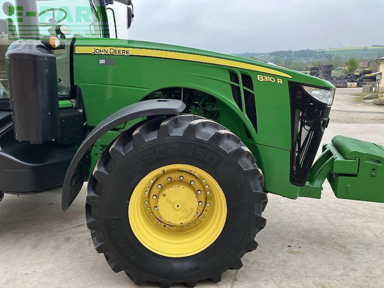 John Deere 8310r powr shift *motor neu* - Tractor agricol: Foto 4 John Deere 8310r powr shift *motor neu* - Tractor agricol: Foto 4