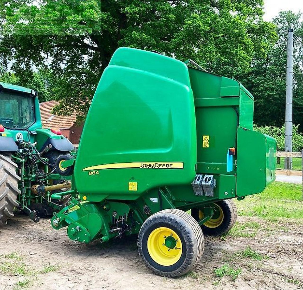 John Deere 864 premium maxicut - Presă baloţi dreptunghiulari: Foto 2 John Deere 864 premium maxicut - Presă baloţi dreptunghiulari: Foto 2