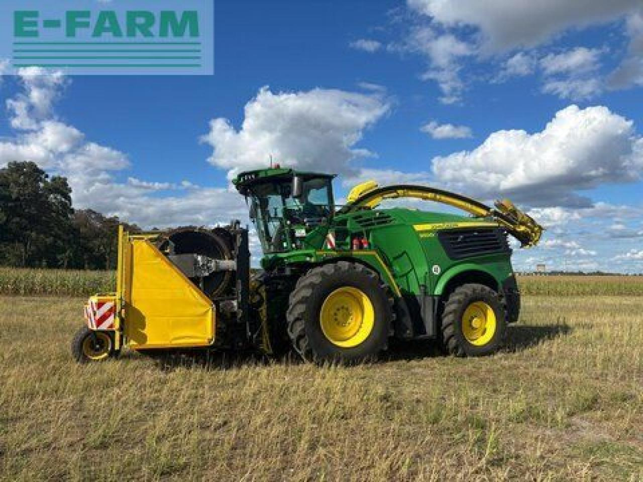 John Deere 9500i - Combină de Recoltat Furaj: Foto 1 John Deere 9500i - Combină de Recoltat Furaj: Foto 1