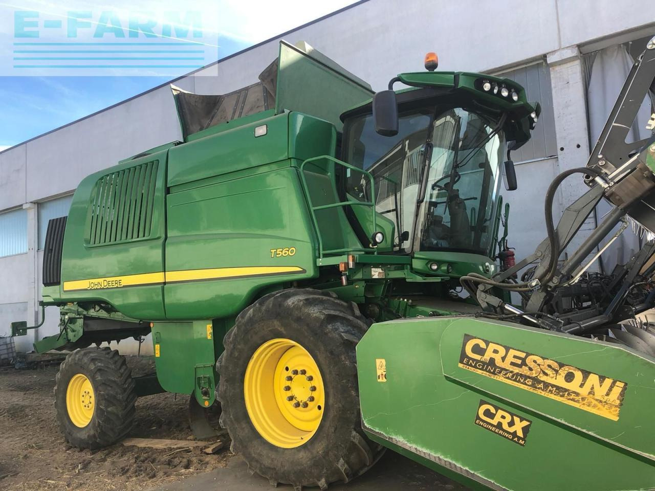 John Deere T560 - Combină de recoltat cereale: Foto 2 John Deere T560 - Combină de recoltat cereale: Foto 2