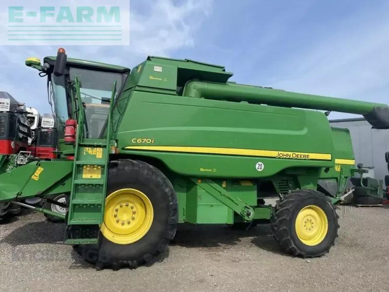 John Deere c670i - Combină de recoltat cereale: Foto 2 John Deere c670i - Combină de recoltat cereale: Foto 2