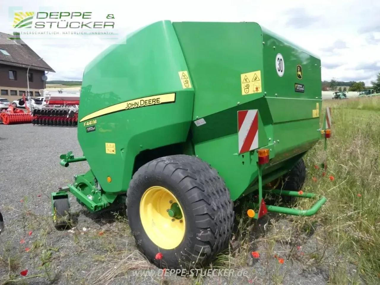John Deere f441 m - Presă baloţi dreptunghiulari: Foto 4 John Deere f441 m - Presă baloţi dreptunghiulari: Foto 4