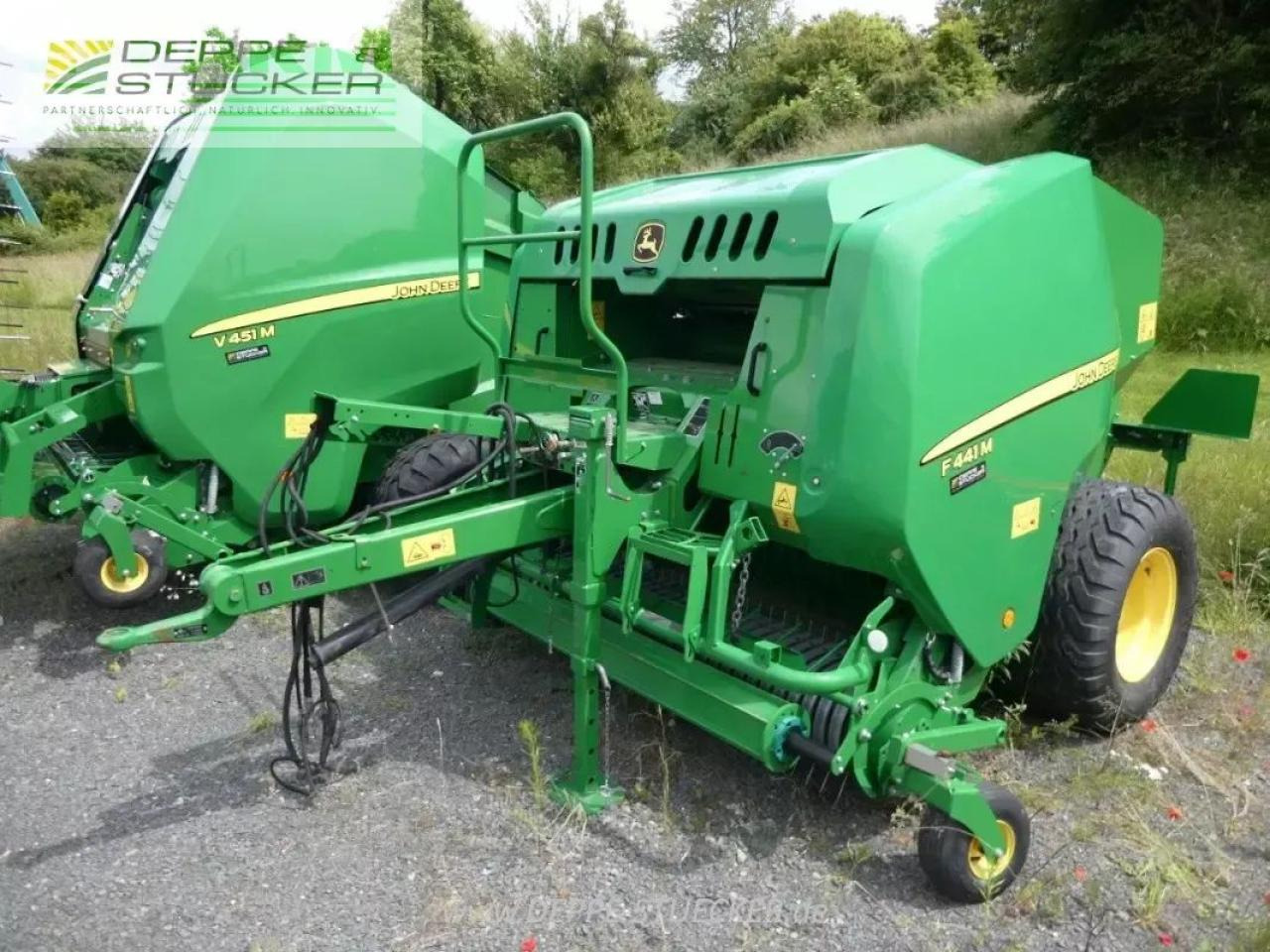 John Deere f441 m - Presă baloţi dreptunghiulari: Foto 3 John Deere f441 m - Presă baloţi dreptunghiulari: Foto 3