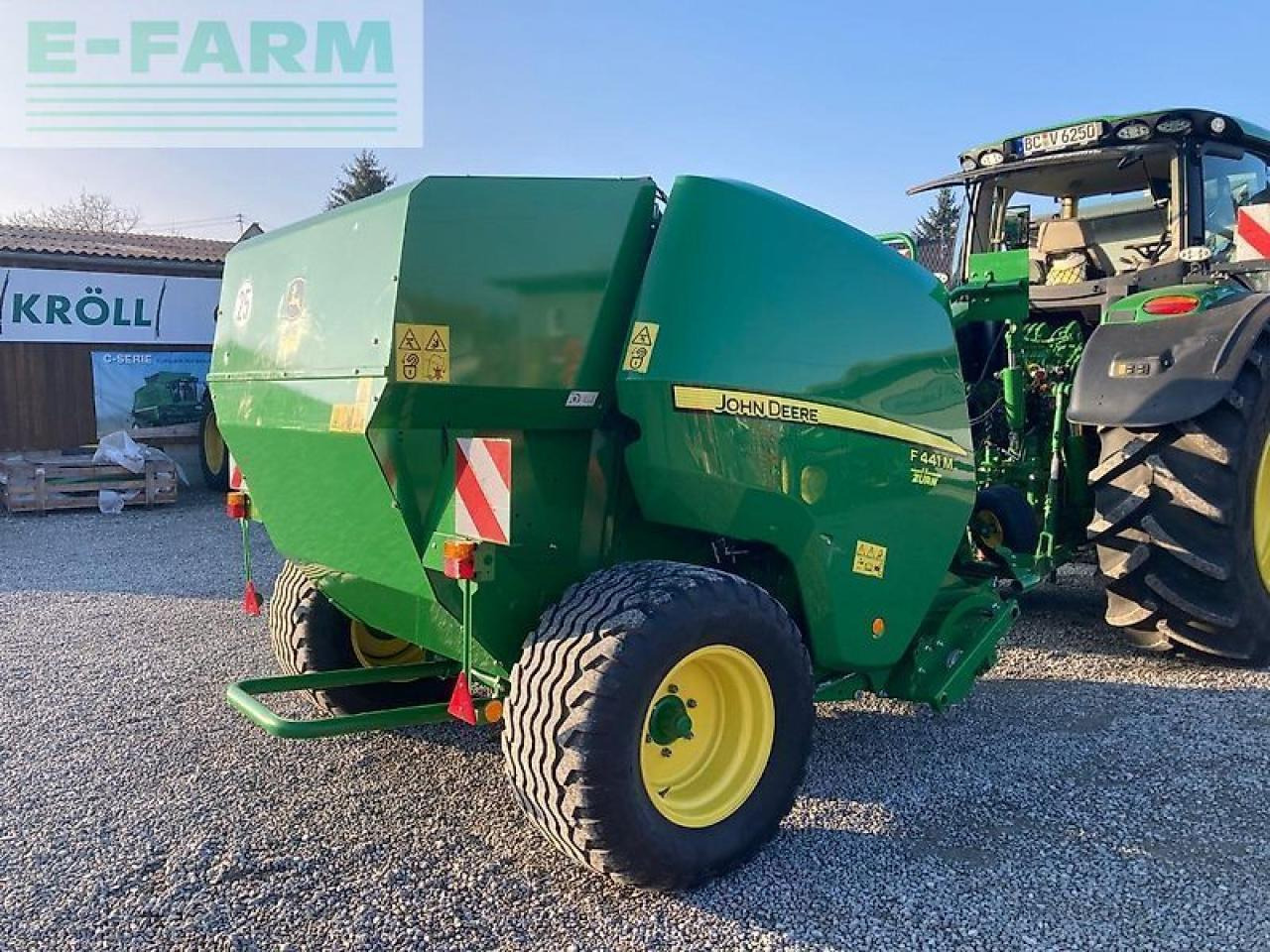 John Deere f441 n mc - Presă baloţi dreptunghiulari: Foto 3 John Deere f441 n mc - Presă baloţi dreptunghiulari: Foto 3