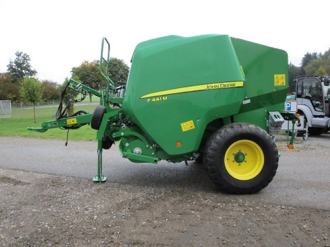 John Deere f441m - Presă baloţi dreptunghiulari: Foto 3 John Deere f441m - Presă baloţi dreptunghiulari: Foto 3