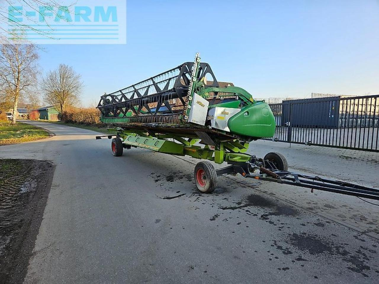 John Deere premium flow zürn 7.6m ab - Utilaje pentru maşină de recoltat furaj: Foto 1 John Deere premium flow zürn 7.6m ab - Utilaje pentru maşină de recoltat furaj: Foto 1
